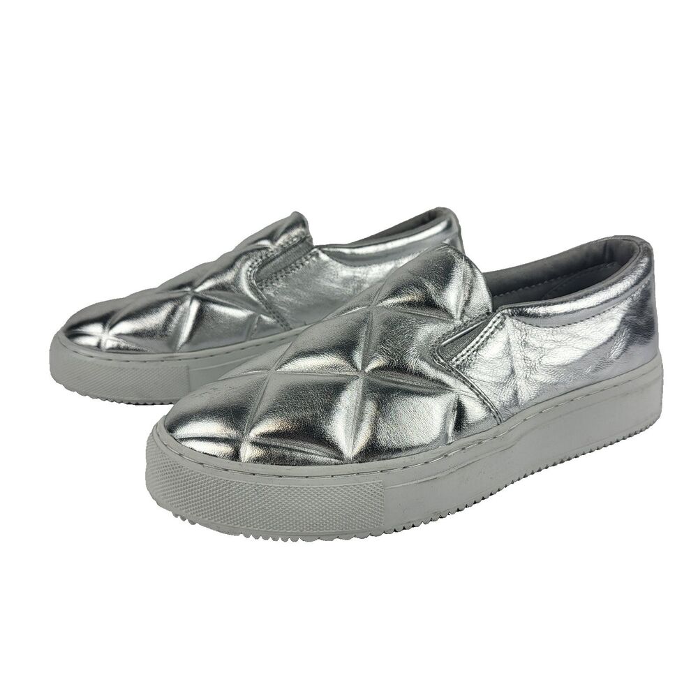 Marc Fisher CRISTA Quilted Leather Slip on Sneaker Metalic Silver Size 6